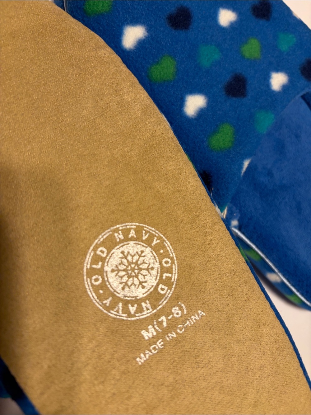 Old Navy Blue Heart-Print Kids Fleece Slippers - Picture 4 of 8